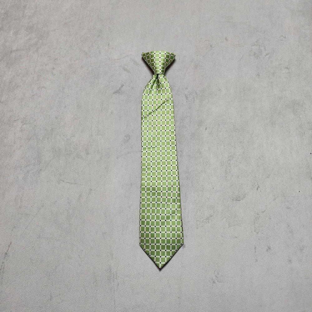 CHAPS Boy's Clip On Pre-Tied Silk Tie Green White‎ Square Black Diamond Pattern